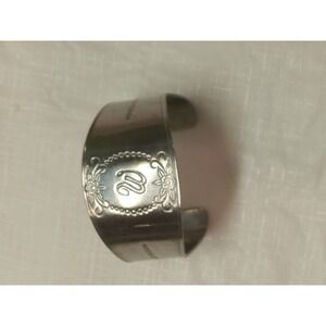 Custom Craft Vintage Stainless Steel Engraved Letter W Floral Cuff Bracelet